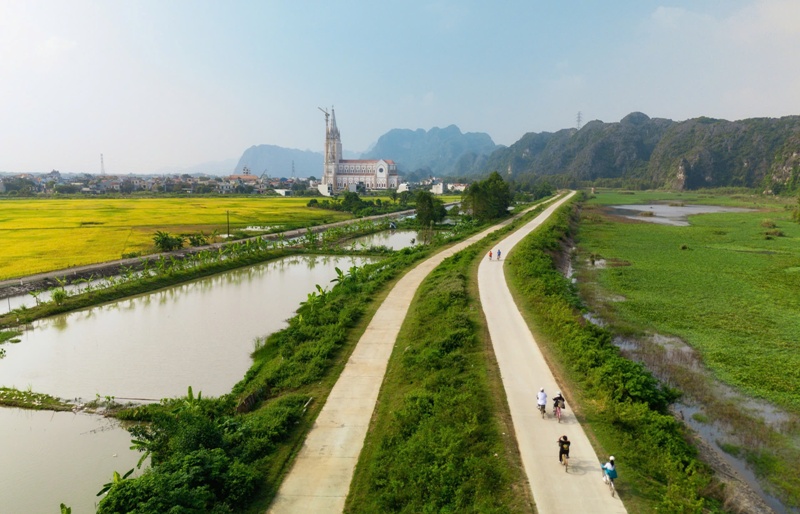 La majestuosa catedral de Lãng Vân - Van Long